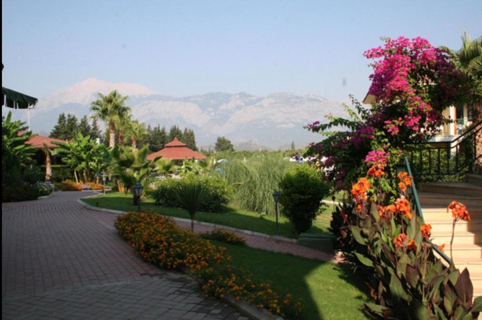 Mir'Amor Garden Resort Hotel Antalya Buitenkant foto